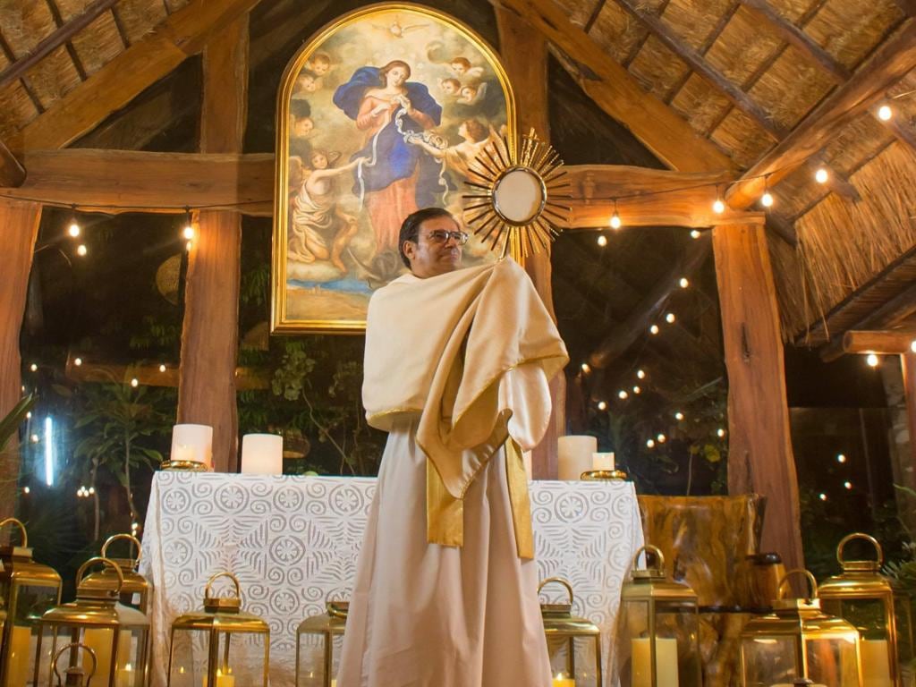 Discover Sanctuary of Mary Unleader of Knots - Private Tour