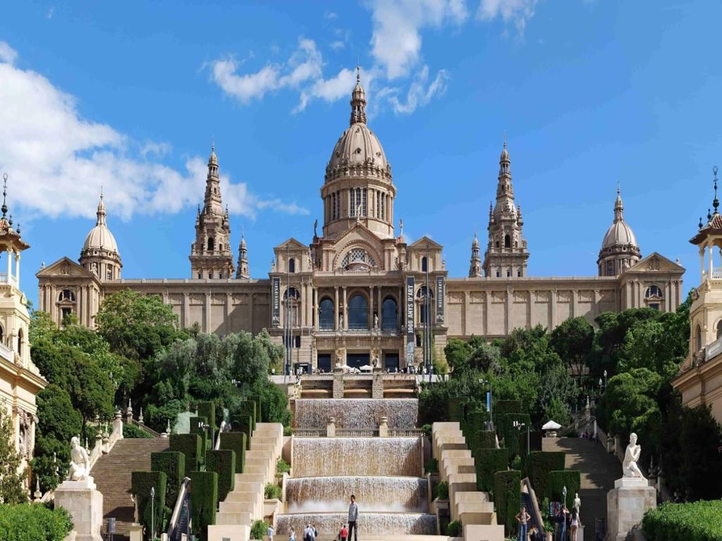 Barcelona Old Town Walking Tour with Montjuic Cable Car, Castle Visit, and Sky Views - Half-Day