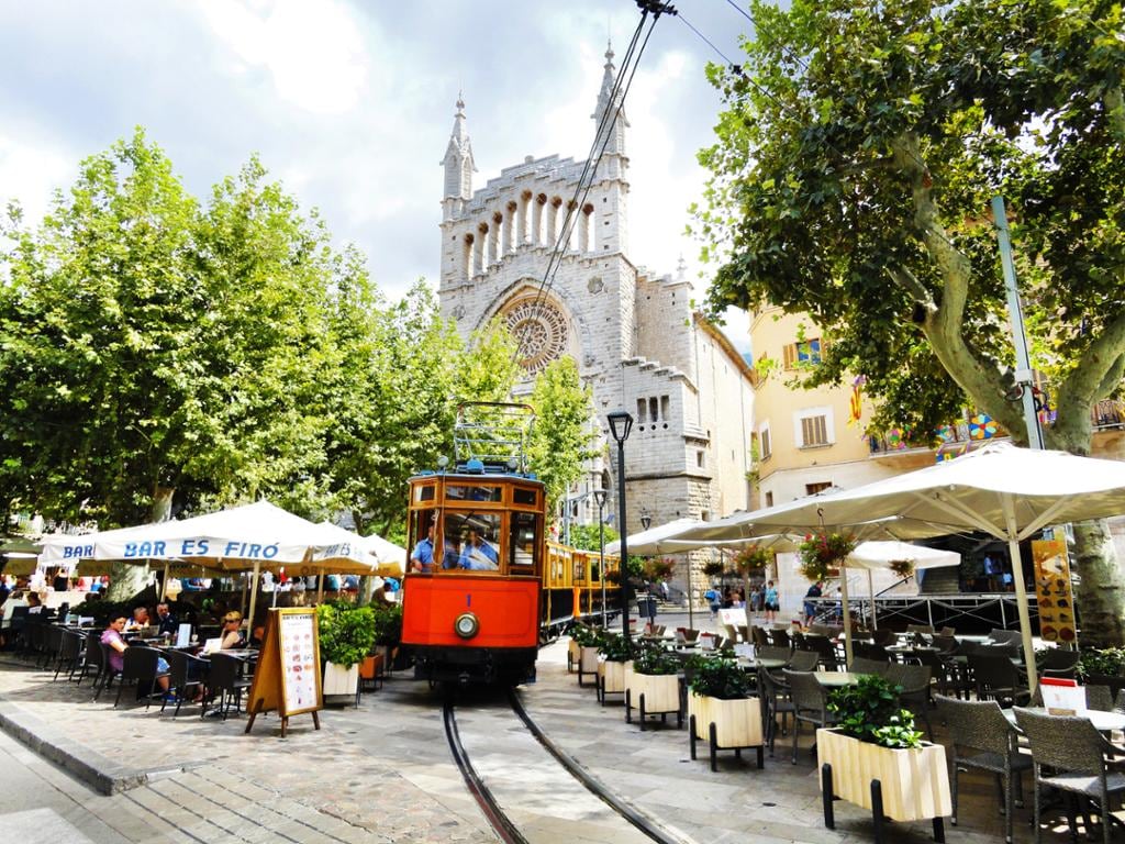 Valldemossa and Soller with Tram Ride - Full-Day Tour
