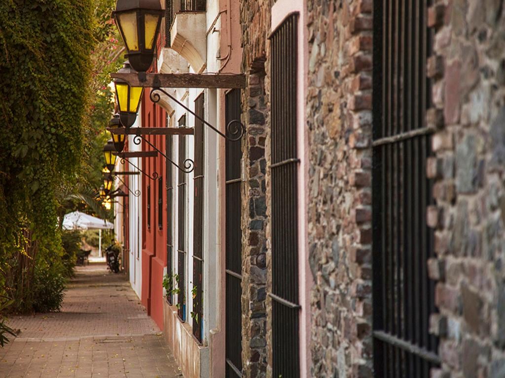 Discover Colonia del Sacramento and its Most Enchanting Sites – Full-Day Tour
