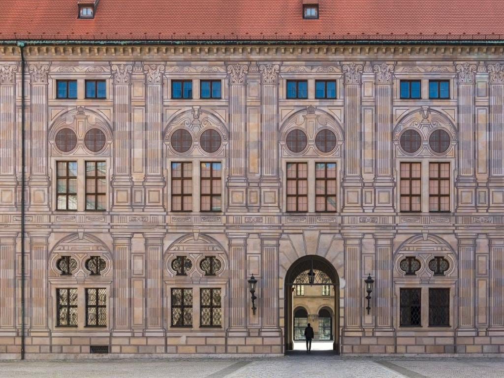 Residenz Palace Private Guided Tour