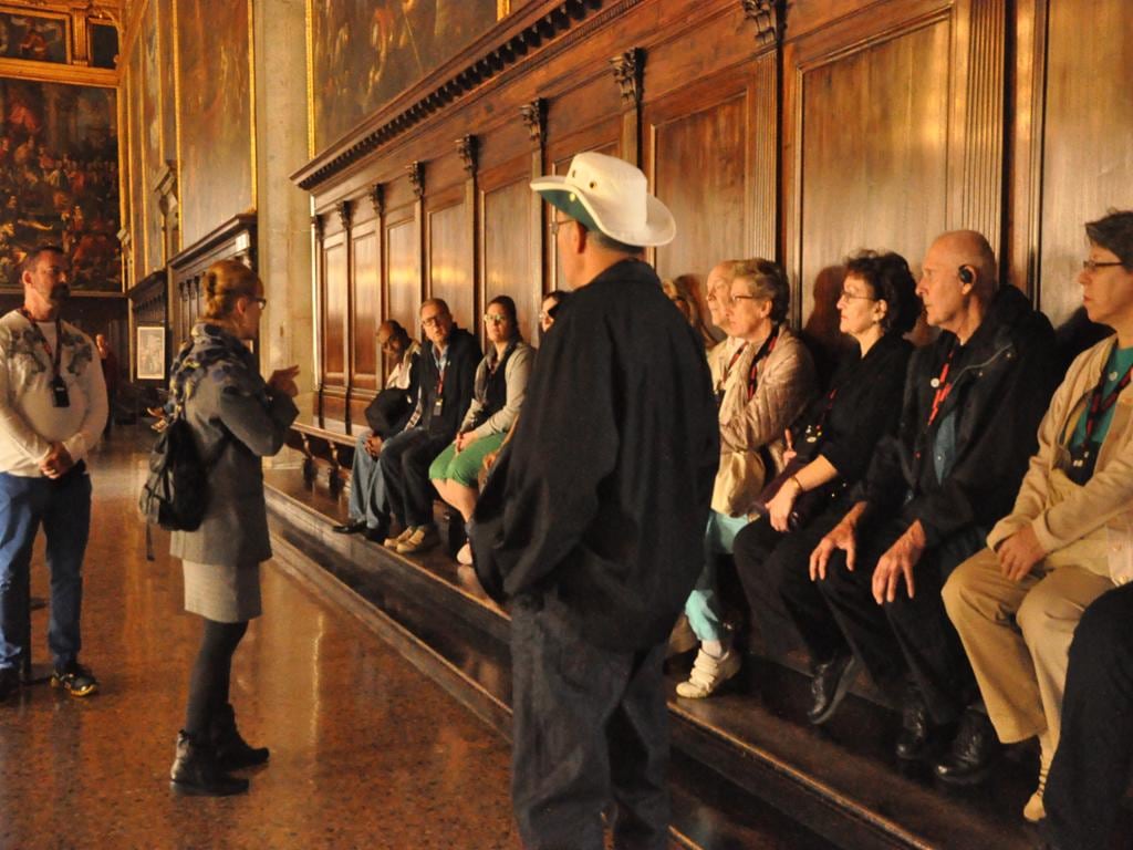 Discover the Best of Venice: Doges Palace and St Mark's Basilica with a Walking Tour