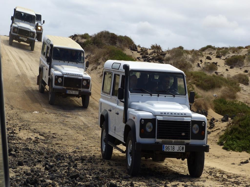Discover the North of the Island and Cotillo Beaches by 4x4 - Full-Day Tour