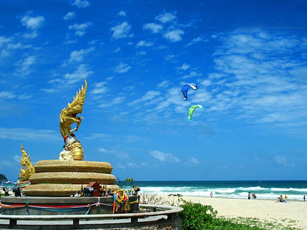 Discover Phuket - Guided Private Car Tour