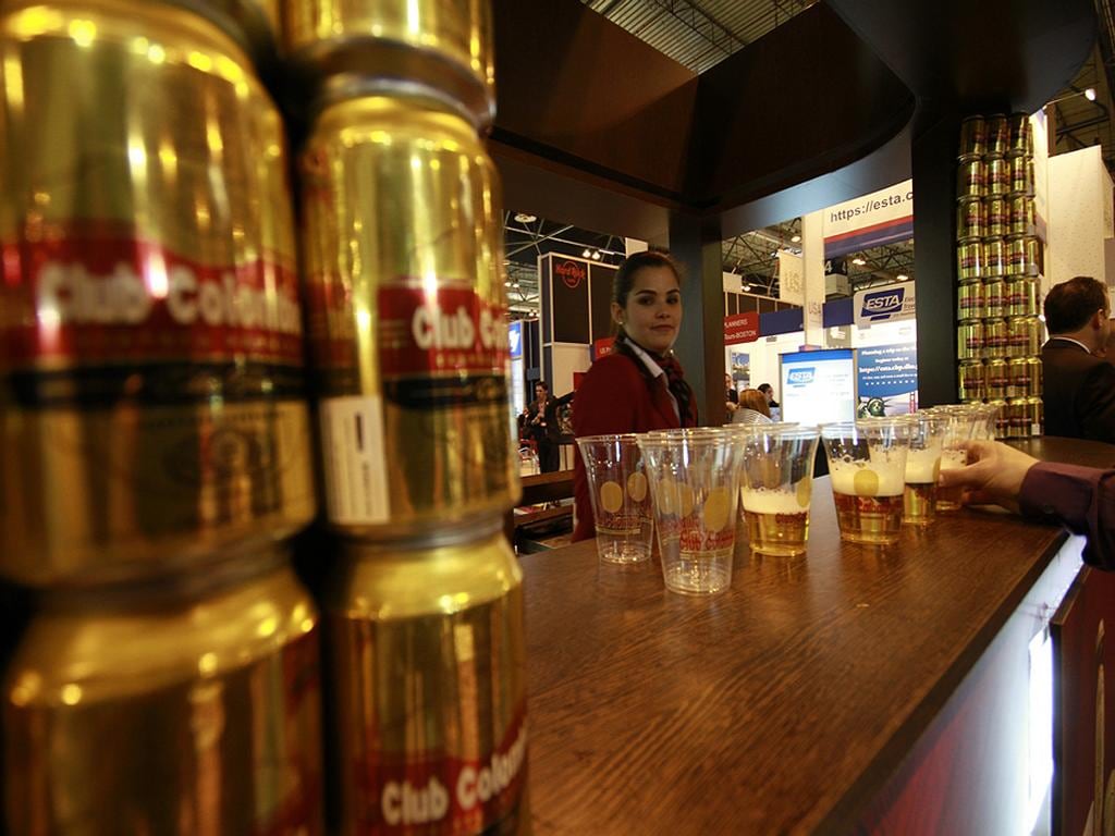 Night Tour: Pub Crawl and Tejo Experience