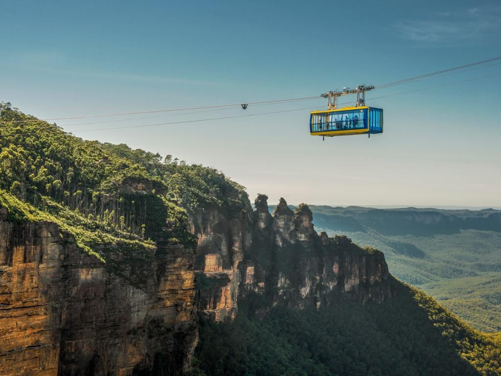 Blue Mountains with Scenic World Unlimited Rides Pass and Featherdale Wildlife Park – Full-Day Tour