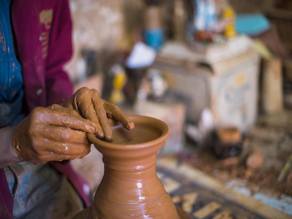Half Day Private and Luxury Pottery Class from a True Moroccan Artist in Marrakech