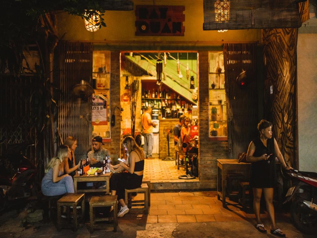 Hanoi at Night - Small Group Vespa Tour