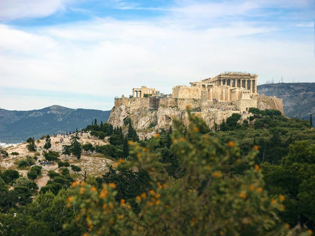 Discover Athens in Spanish - Private Walking Tour