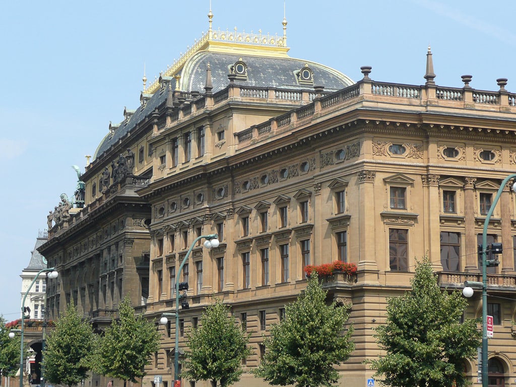 Grand City Tour