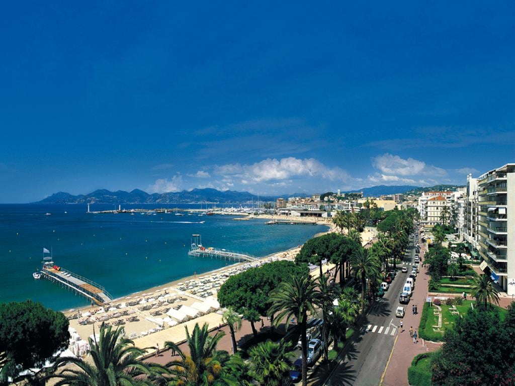 Discover Provence - Full-Day Tour