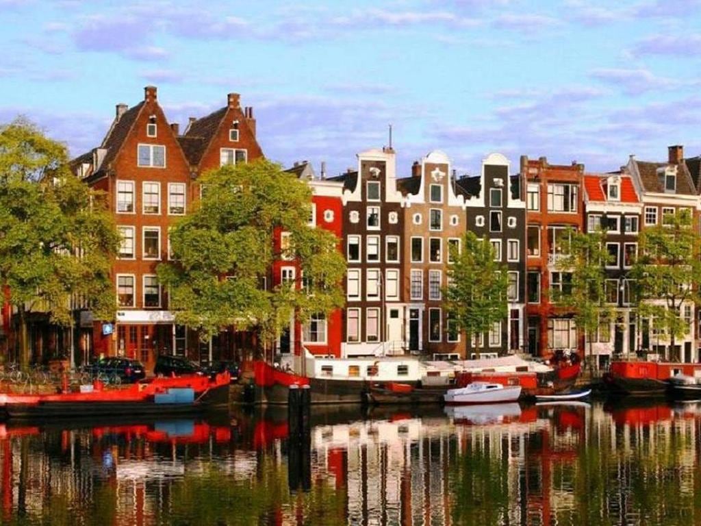 Explore Historic Centre - Private Walking Tour