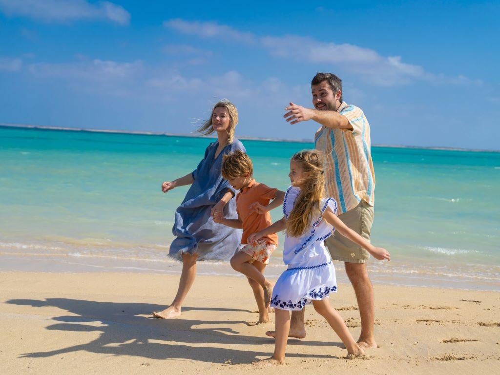 Day Trip to Obhur and Beach - Full-Day Tour