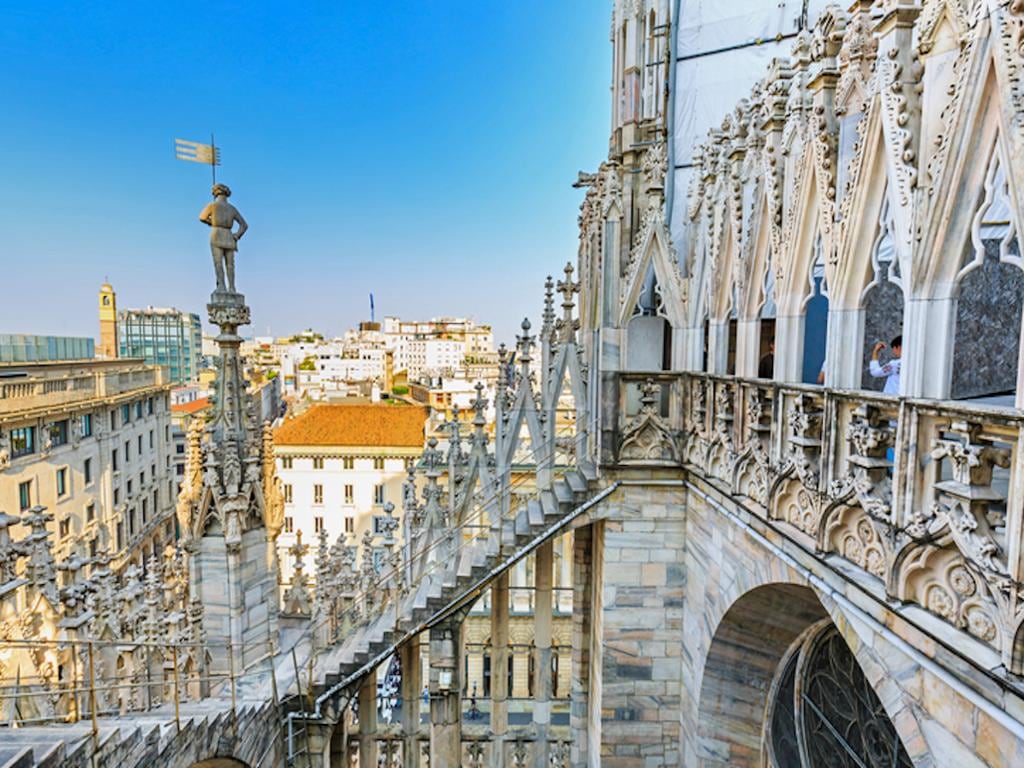 Best of Milan: Walking Tour with Duomo and the Rooftop - Half-Day Private Tour