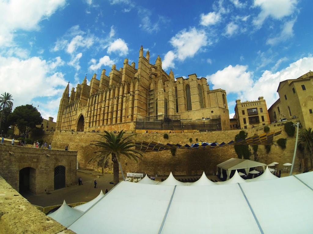 Palma de Mallorca: 90 minutes Guided City Tour with Admission to the Cathedral