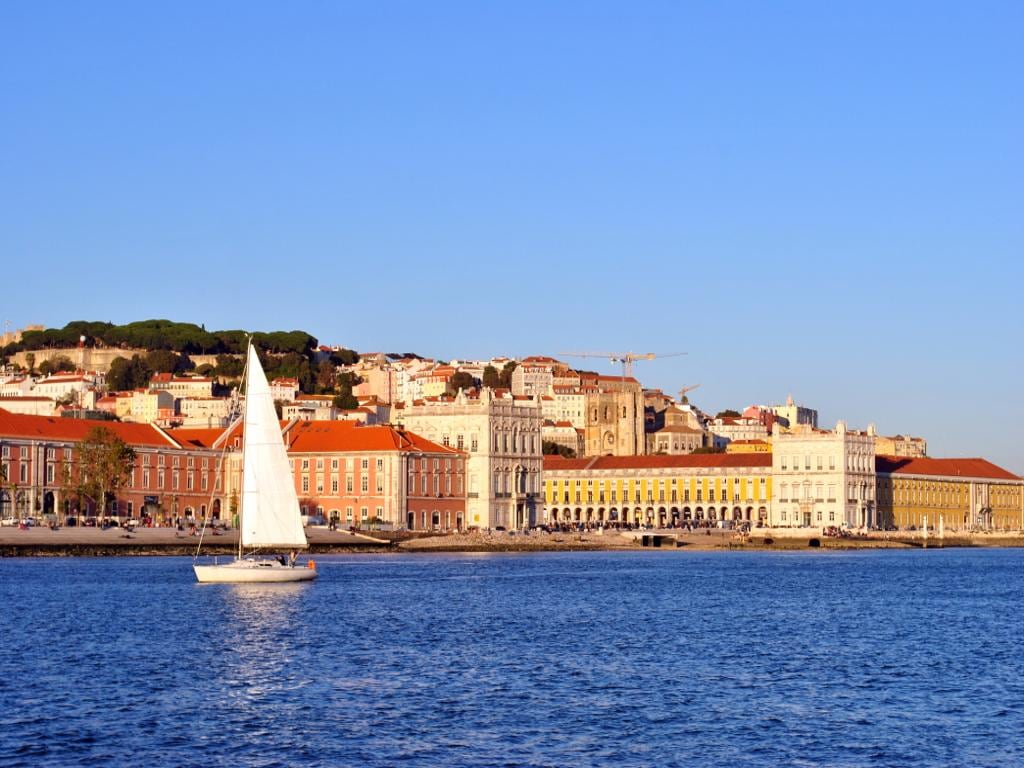 Lisbon Old Town Sailboat Cruise