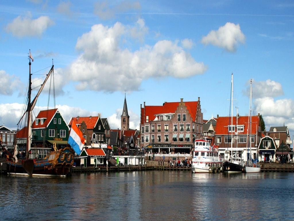 Zaanse Schans, Marken, Edam and Volendam Private Tour with Transportation