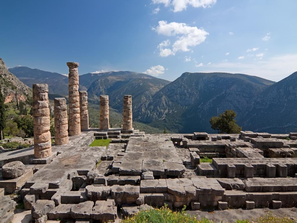 Discover Delphi - Full-Day Private Tour