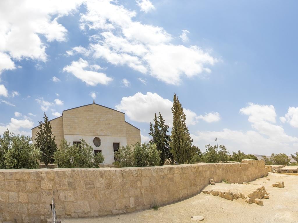 Full-Day Excursion to Madaba, Mount Nebo and the Dead Sea with Lunch