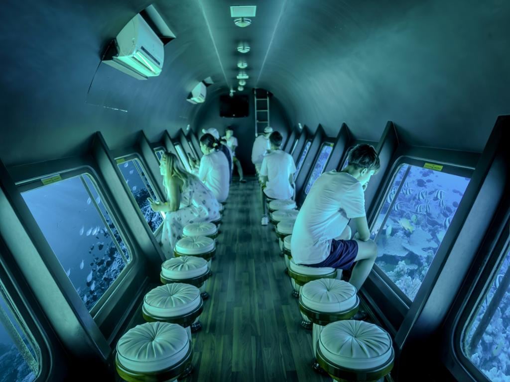 Hurghada mermaid glass-bottom boat tour with transfer