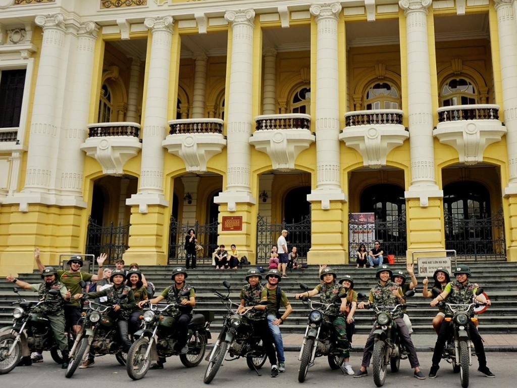 City Tour and Street Food on Vintage Motorcycle - Half-Day Small Group Tour