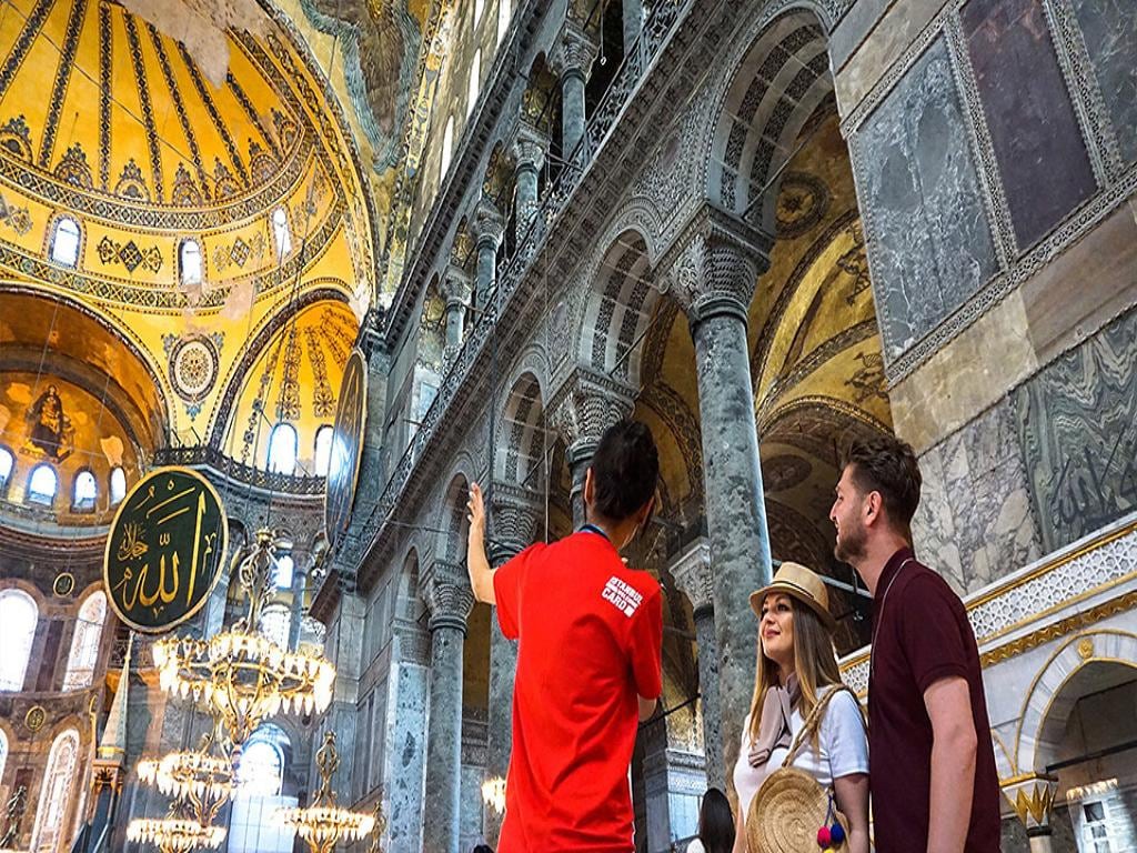 Visit Hagia Sophia with Audioguide