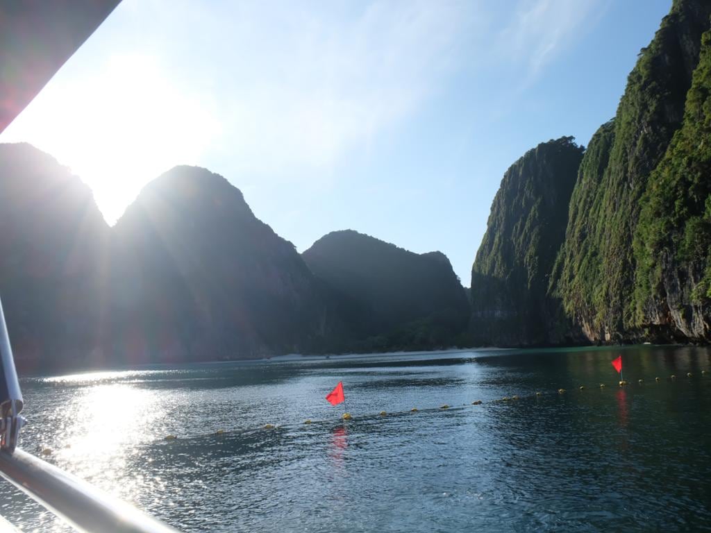 Phi Phi Island Early Bird by Speed boat
