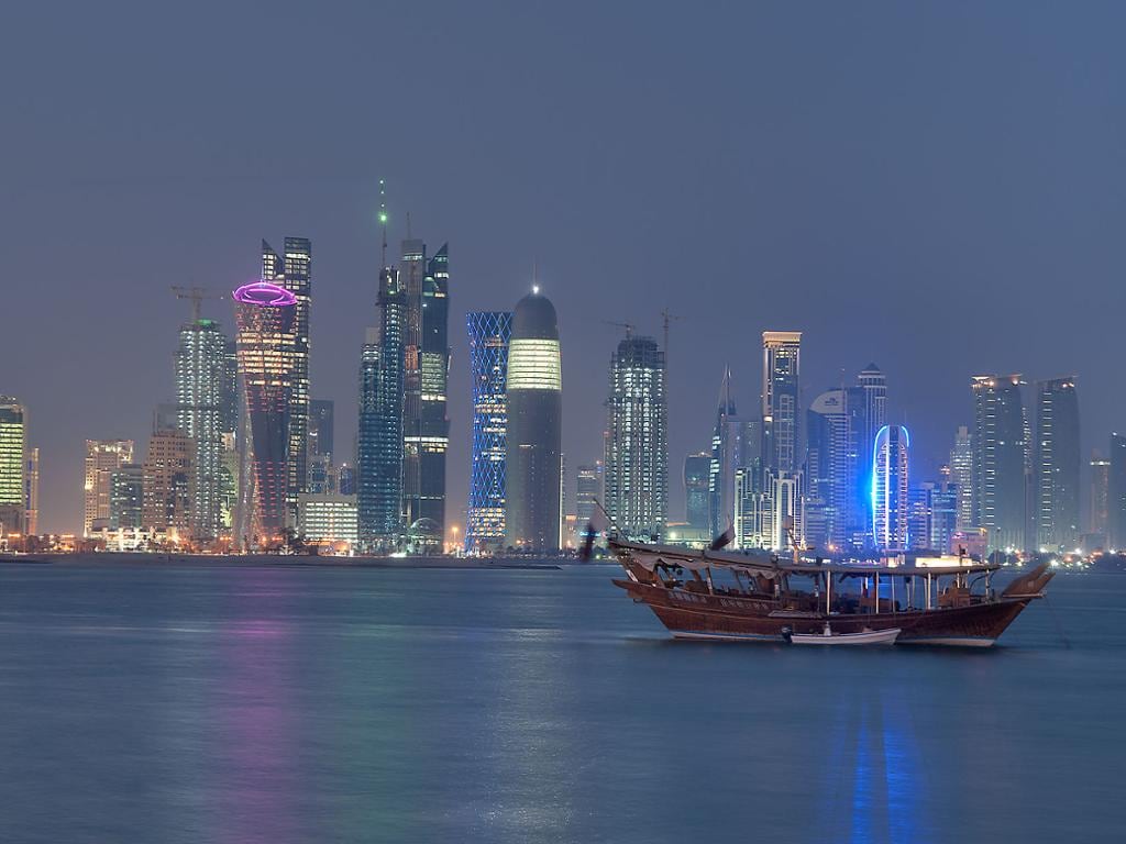 Dhow Cruise Tour with Corniche Walk